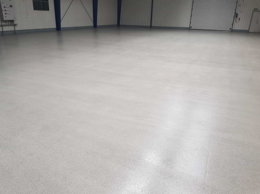 Polyaspartic is affordable and cures quickly, however doesn’t offer the strength and longevity of urethane on concrete or metallic epoxy resin floor. It’s often used as a cheaper alternative to epoxy metallic garage floor, restaurant epoxy flooring and other metallic garage floor coatings